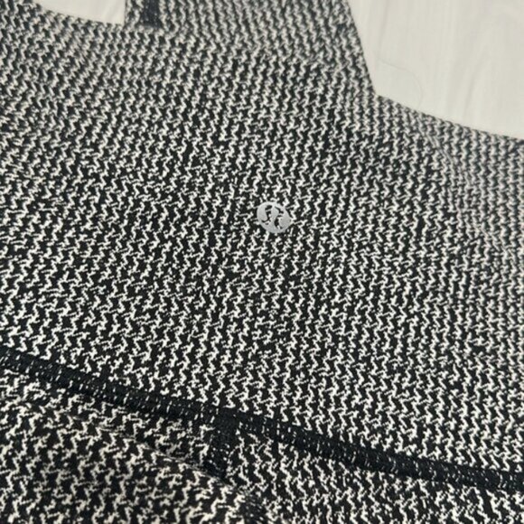 Lululemon Women's White Black Teeny Tooth Houndstooth High Times Leggings Size 6 - Picture 6 of 9